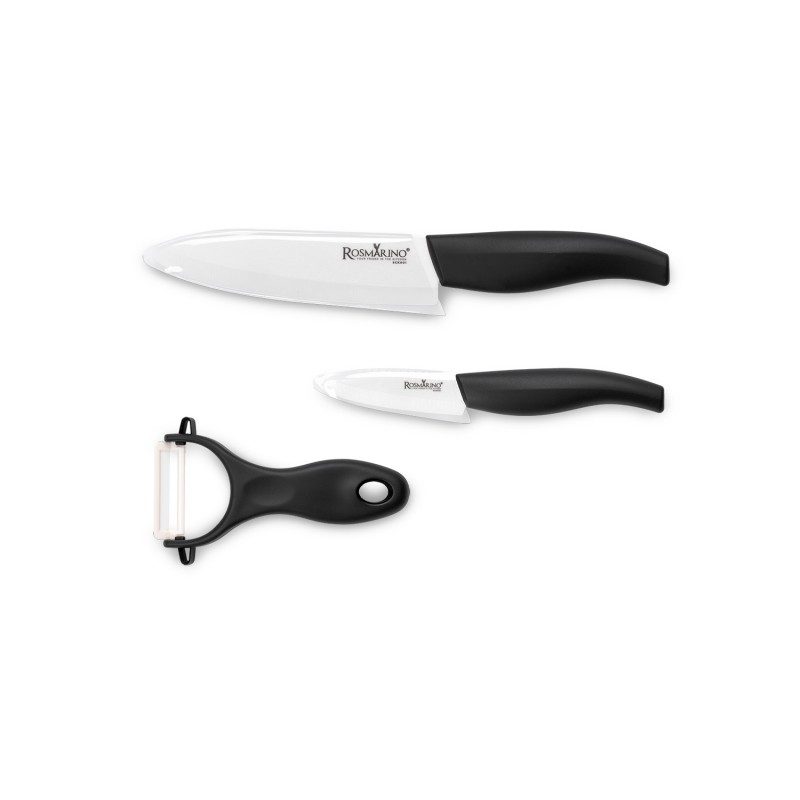 Savršeni set kuhinjskih noževa Rosmarino CLASSIC za kuvare ili početnike! Manji keramički nož idealan je za sječenje i  ljuštenje voća i povrća. Keramički noževi smatraju se tanjim i lakšim od ostalih kuhinjskih noževa i omogućavaju precizno sječenje hrane na manje i tanje kriške. Njihova oštrina traje 10 puta duže od klasičnih noževa, pošto su izrađeni od vrlo izdržljive i čvrste keramike. Njihova prednost je što ne preuzimaju miris i ukus hrane, ne prenose je na druge namirnice. Stoga različite vrste hrane možete jednostavno sjeći ili rezati istim nožem. Nož se lako čisti pod tekućom vodom sa malo deterdženta.