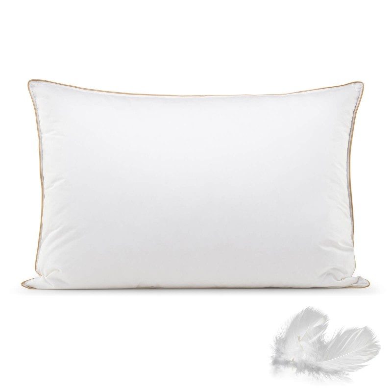 Klasični jastuk od paperja Finland Premium smatra se vrhunski udobnim jastukom. Pruža odličnu podršku u svim položajima spavanja, a njegova izuzetna mekoća, posebno će oduševiti one koji vole da spavaju na stomaku. Jastuk je napravljen od 100 % prirodnih materijala. Pere se u cjelosti na 30 °C.